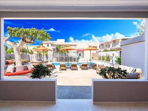 mit Privatpool für 24 Personen in Paralia Kourna, Kreta