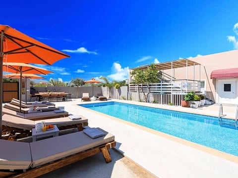 mit Privatpool für 24 Personen in Paralia Kourna, Kreta