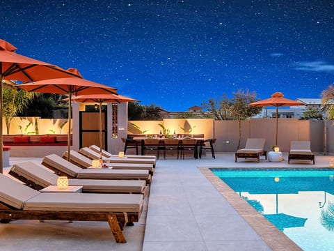 mit Privatpool für 24 Personen in Paralia Kourna, Kreta