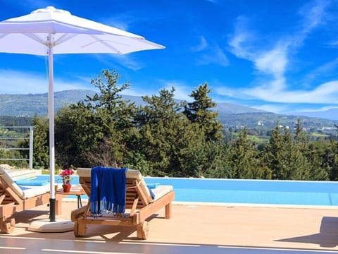 "Orientem Villa" mit beheiztem Pool