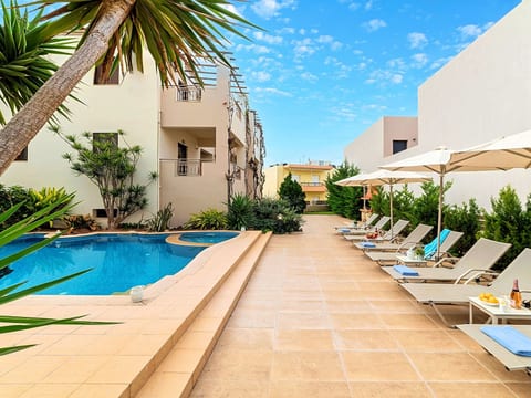 in Kournas mit Privatem Pool