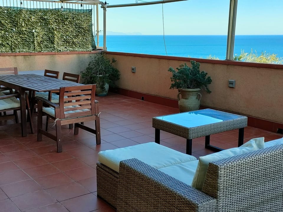 Apartamento para 6 personas, con gran terraza y vista al mar - Cefalù