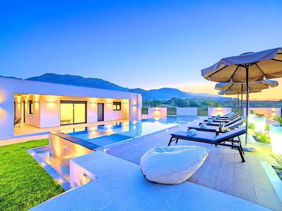 in Georgioupoli mit Garten, Whirlpool und Terrasse - Georgioupoli