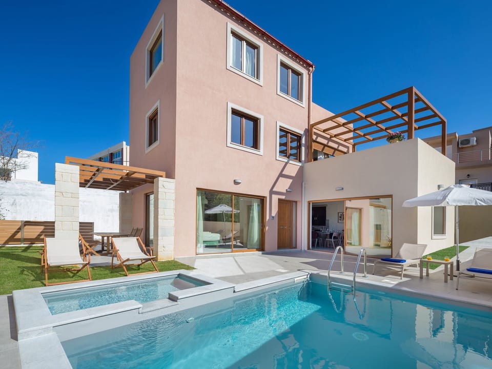 Casa ad Agia Marina con piscina esterna - Agia Marina