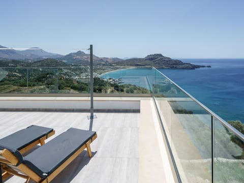 Neue Villa mit privatem Pool und BBQ, 2.5km zum Strand