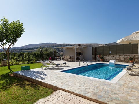 Familienfreundliche Villa mit privatem Pool und
