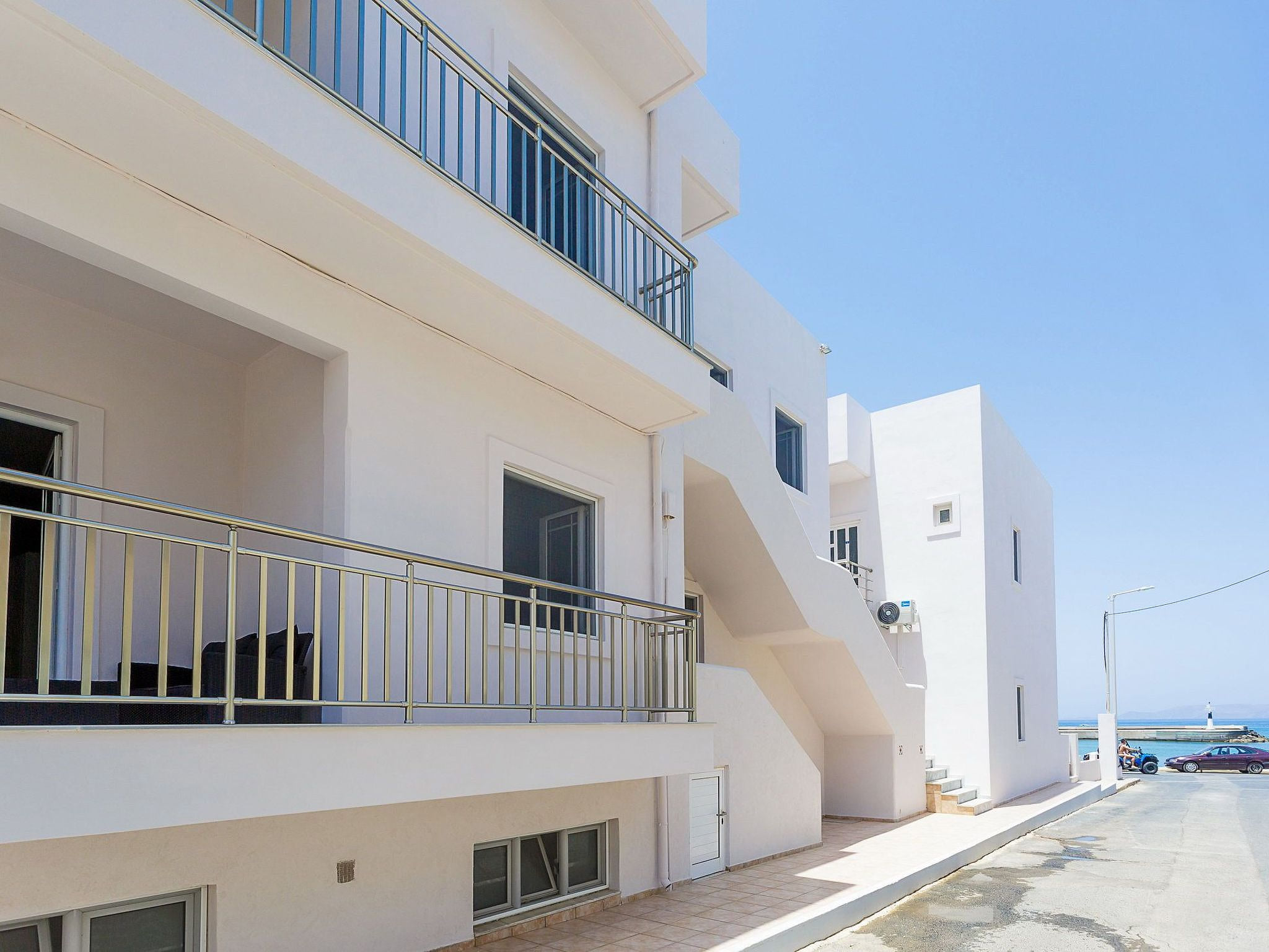 in Kato Gouves mit Gemeinschaftspool