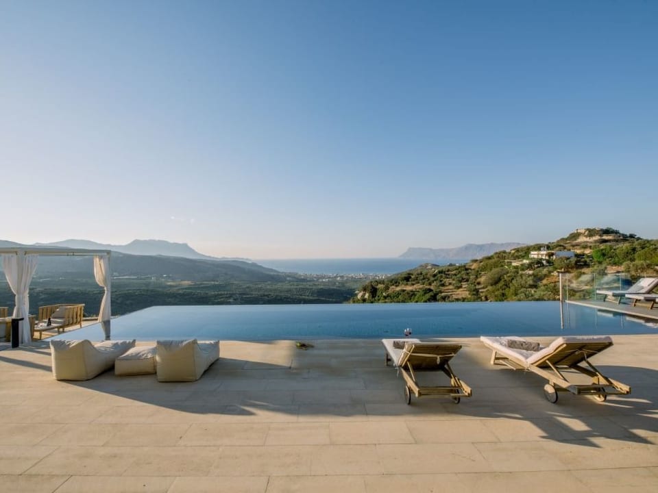 Neue einzigartige Villa mit atemberaubender Auss - Kissamos