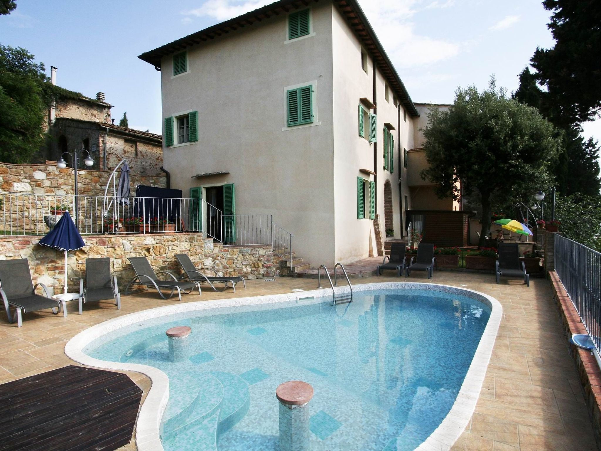 Ferienvilla 'Antica Pietra' mit eigenem Pool