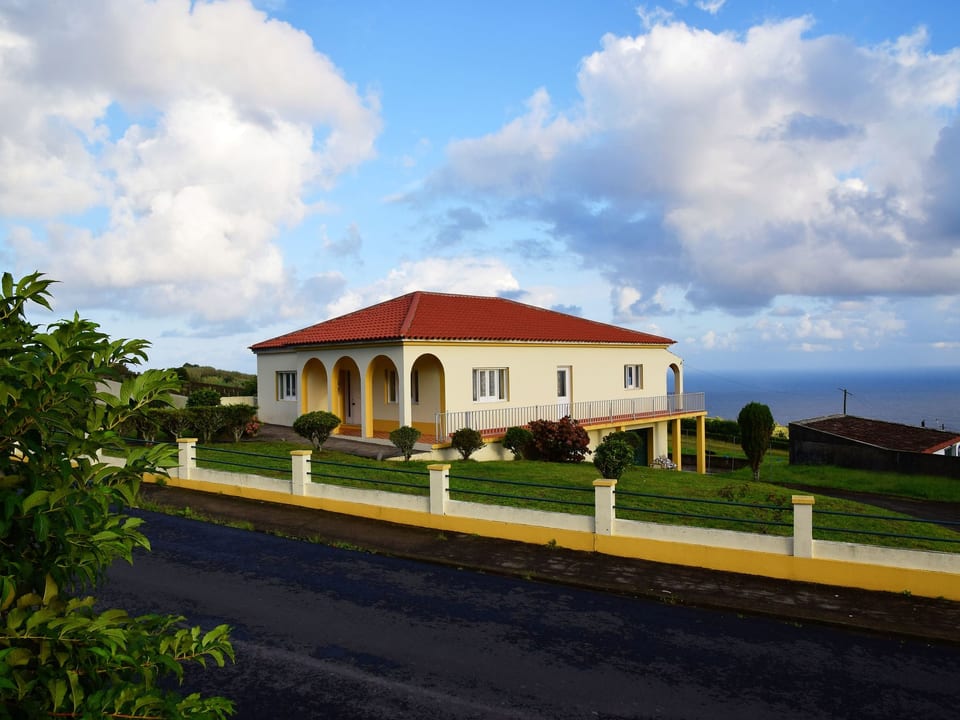 Tolles Ferienhaus in Santana mit Großer Terrasse - Algarvia