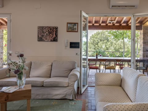 Villa Bellaria mit Pool und Klimaanlage