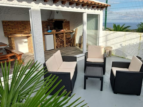 in Santo Antonio mit Grill und Terrasse