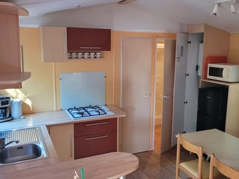 Mobilheim mit Terrasse