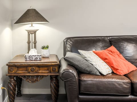 H Home 5BR2BTH in der Nähe von YYC Deerfoot Mall DT