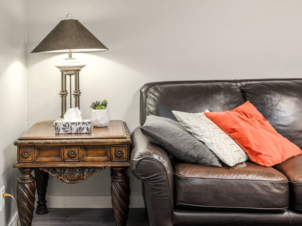 H Home 5BR2BTH in der Nähe von YYC Deerfoot Mall DT - Calgary