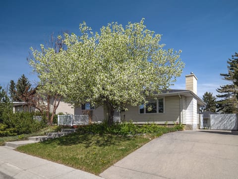 H Home 5BR2BTH in der Nähe von YYC Deerfoot Mall DT