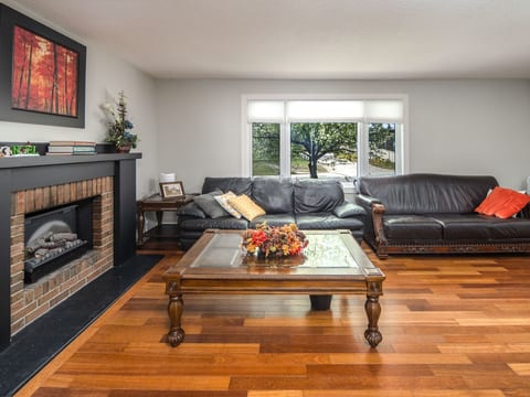 H Home 5BR2BTH in der Nähe von YYC Deerfoot Mall DT