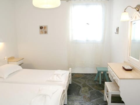 Exklusives Garten-Appartment in Paros