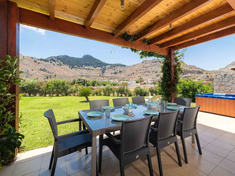 Bella casa a Kolympia con parcheggio privato - Archangelos