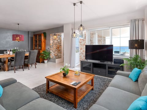 Wunderschöne Wohnung mit Meerblick und Whirlpool