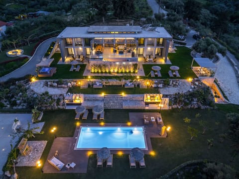 Haus in Theriso mit privatem Pool