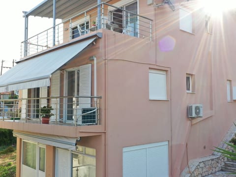 Charmantes Appartement in Derveni