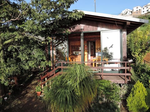 in Canhas mit Schönem Garten