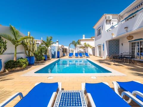 Villa Oasis Galé - privater Pool, Klimaanlage