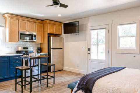 Bucher Vineyard Studio