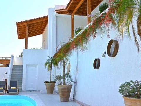 Villa "Despina" mit Garten, Grill und Terrasse
