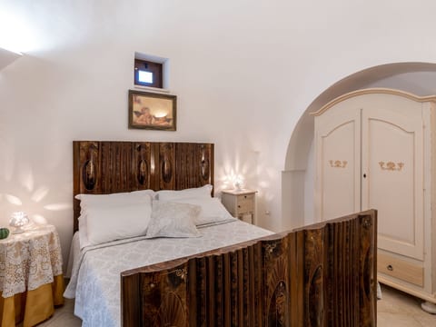 Große Trullo-Wohnung mit Schwimmbad