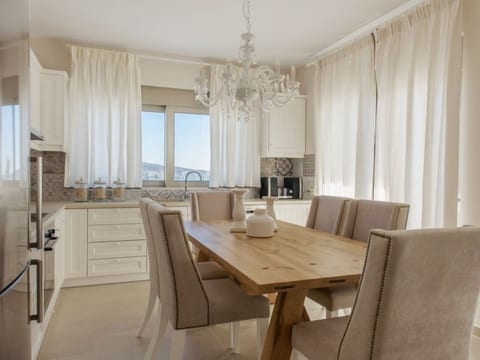 Delfini Villa