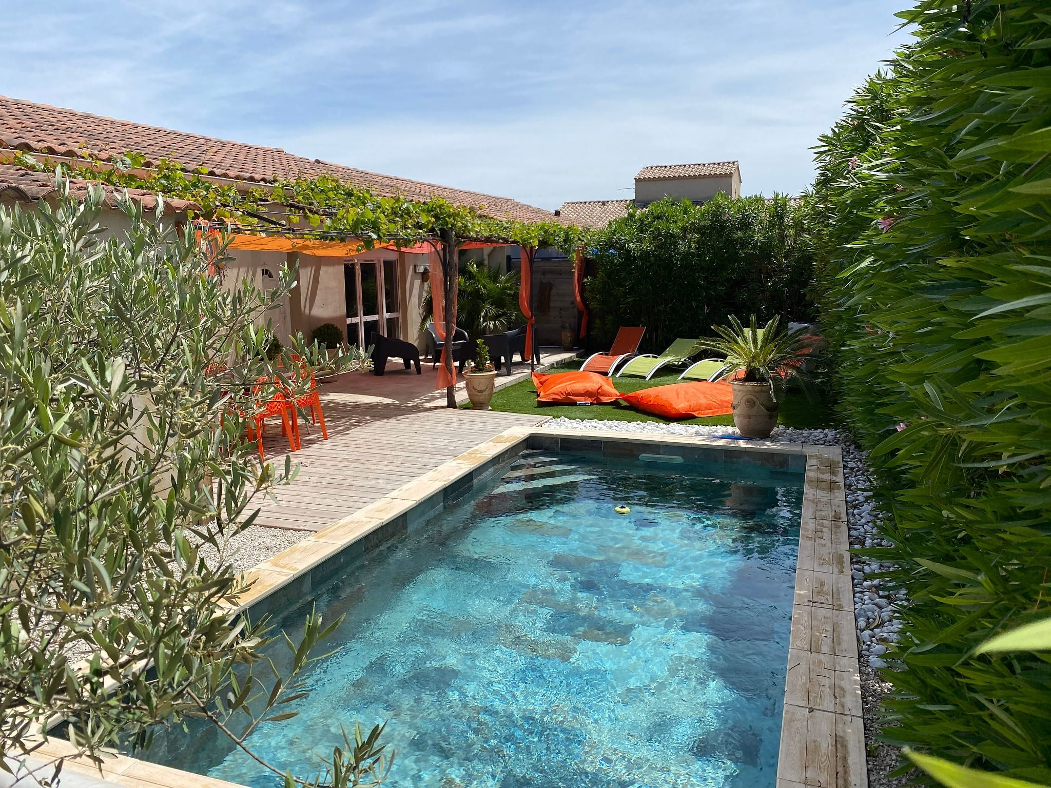 Villa Chemin du Lirac in Tavel