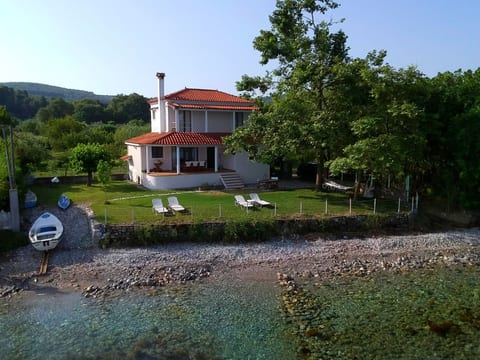 Simos in Paleokastro