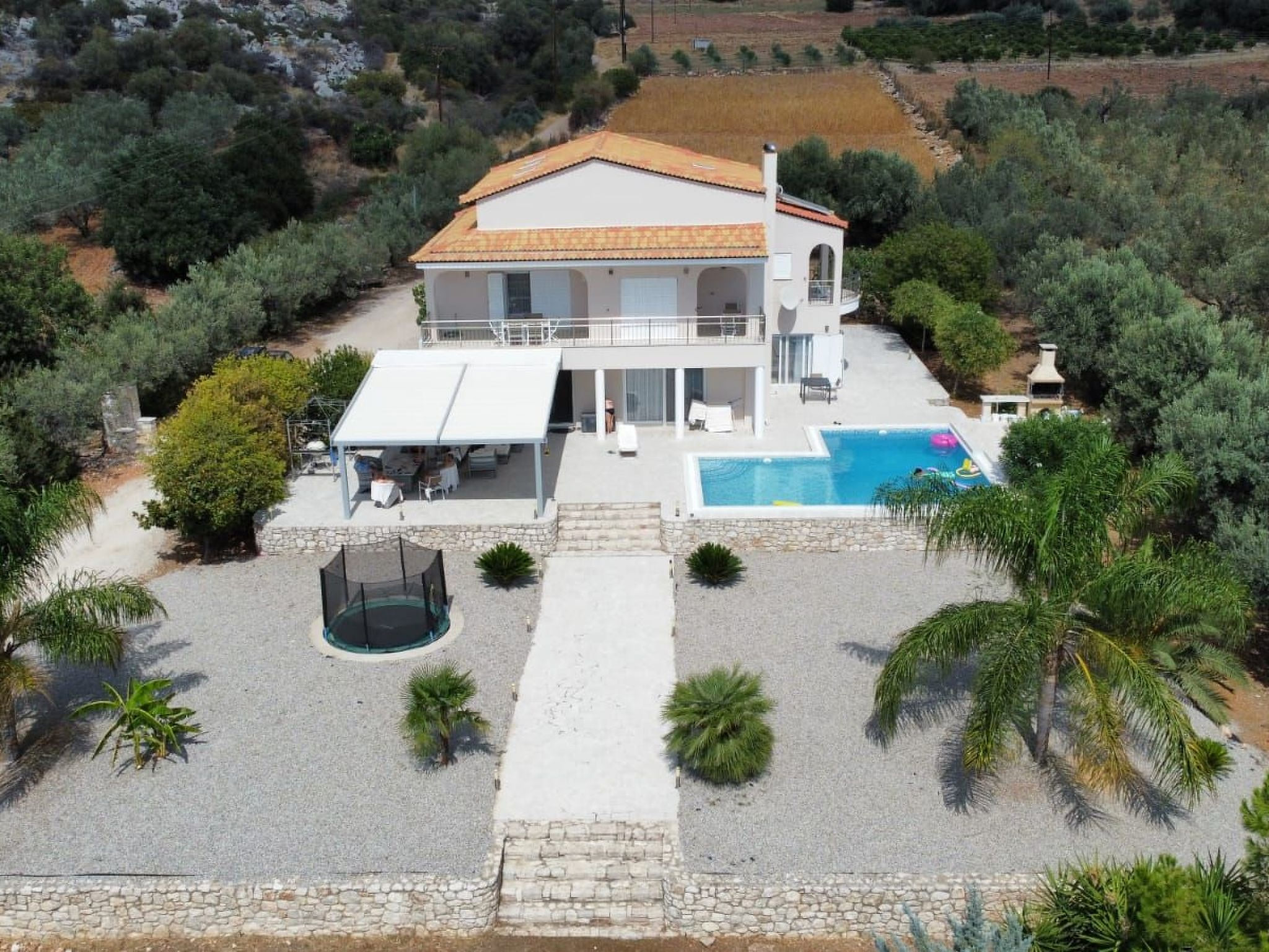 Anwesen "Villa Livadia" mit Infinity-Pool