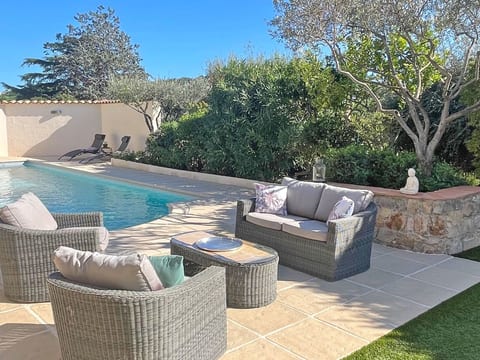Villa 5 Pièces - 8 Pers - Piscine Privée - Clim