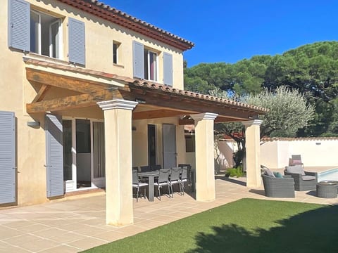 Villa 5 Pièces - 8 Pers - Piscine Privée - Clim