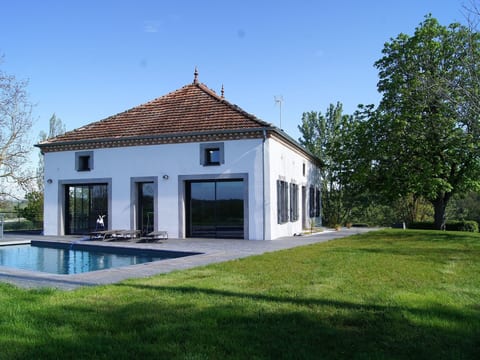Luxuriöses Landhaus mit Pool
