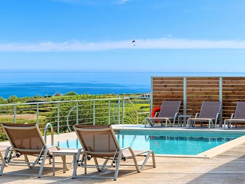 Vista Mare Maxima Beheizter Pool