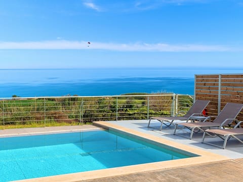 Vista Mare Maxima Beheizter Pool