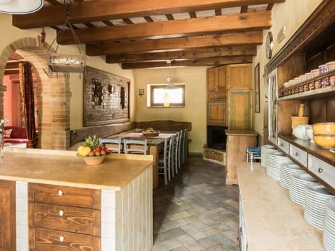Villa mit Pool für 29 Personen ca. 800 m2