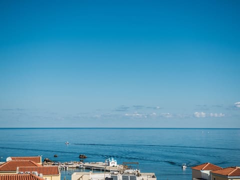 "Thea Thalassa" mit eigenem Pool