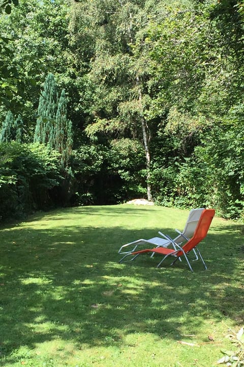 mit viel Platz, Charme und eingezäunten Garten