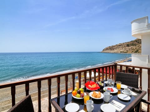 Myrtos Mare Suite mit Meerblick