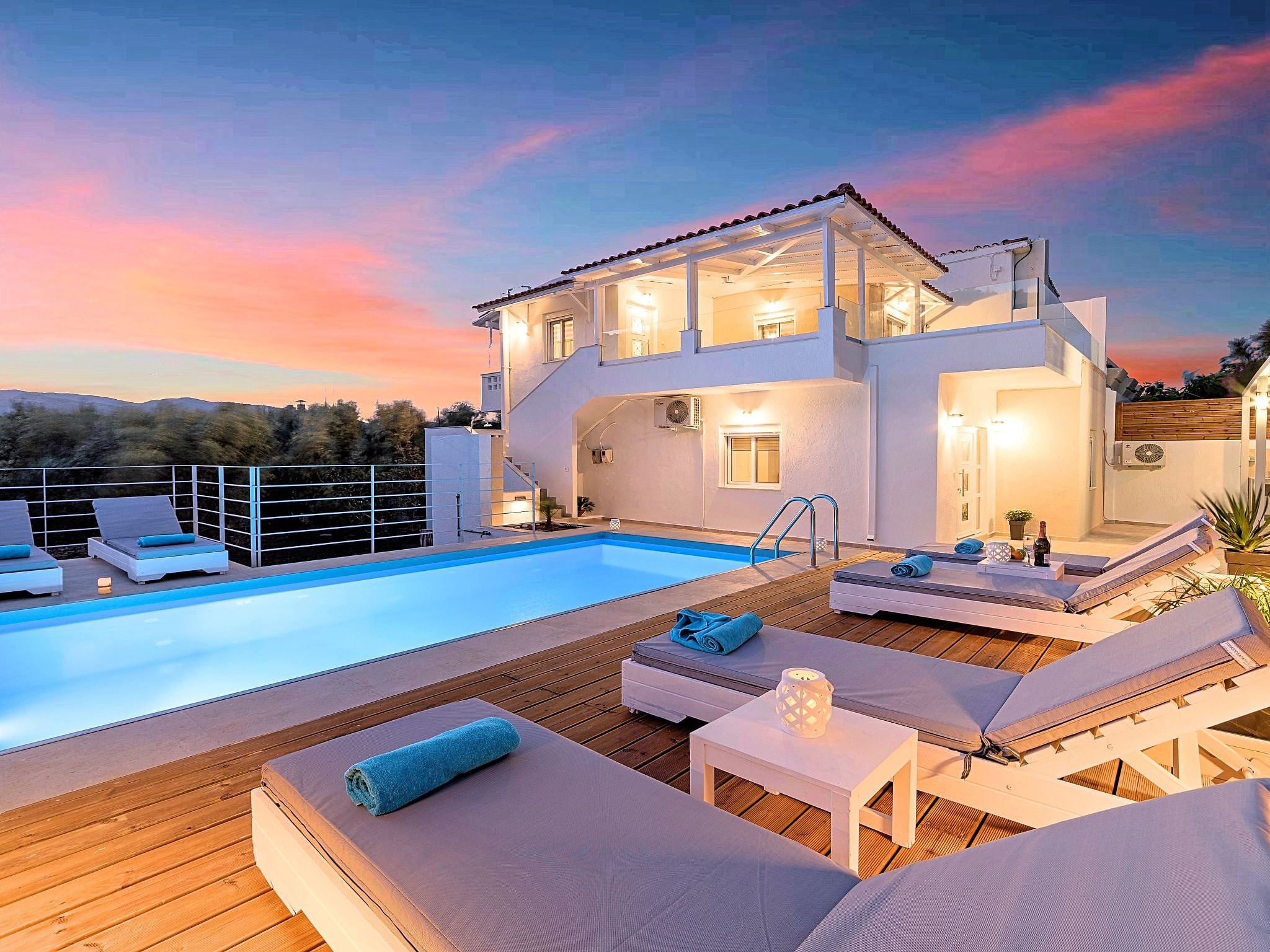 Etoile Villa Beheizter Pool