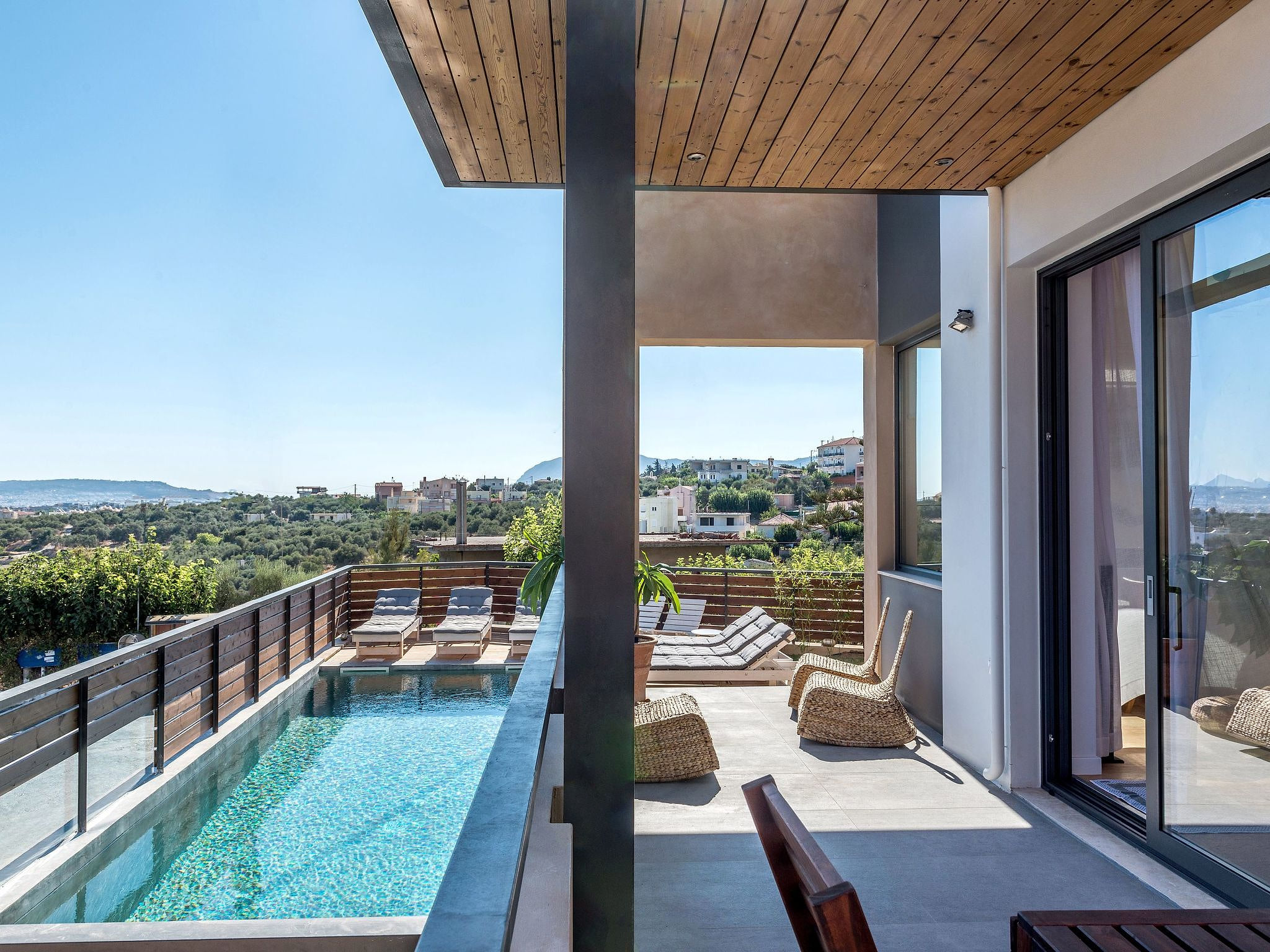 Ferienvilla mit beheiztem Pool und schöner Aussicht