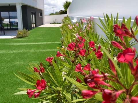 Neue moderne Villa mit privatem Pool
