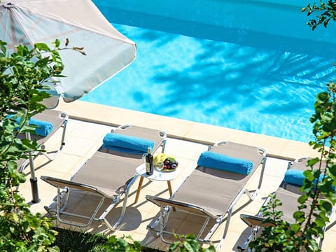 für 12 Personen in Kastellos, Kreta (West-Kreta)