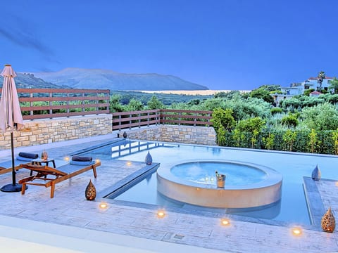 Ferienvilla "Minaos Grand" mit privatem Pool