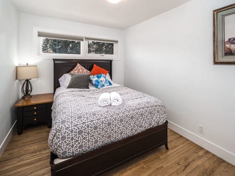 e Home Ganzes Haus 5br2ba Zentral bei chinook mall